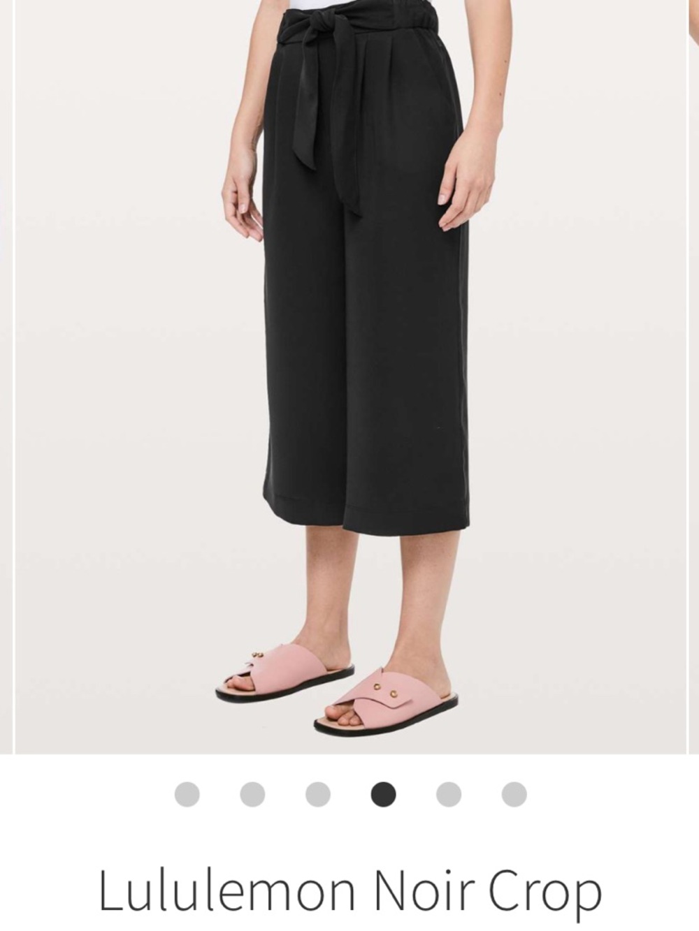 lululemon Noir Crop